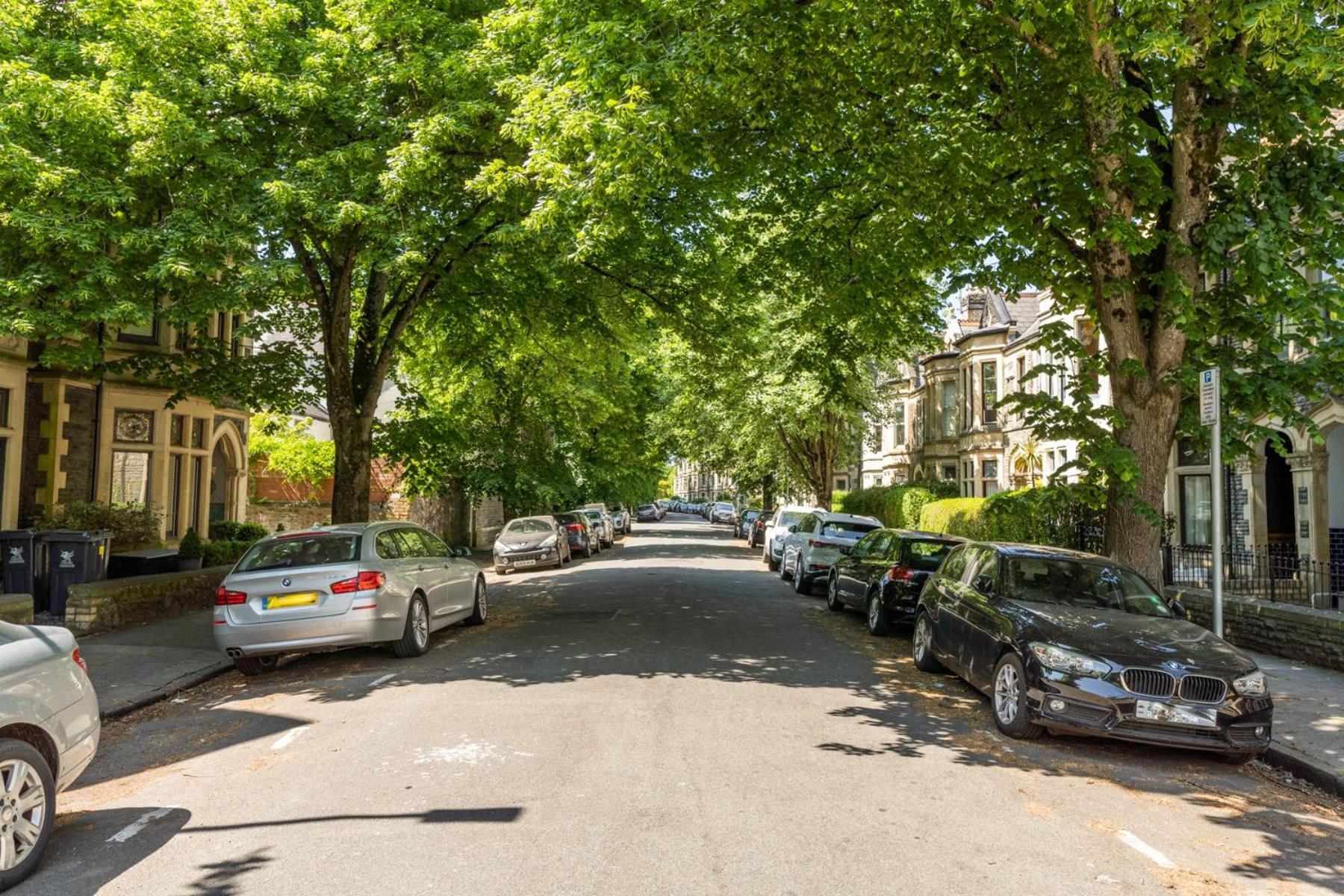 Charming Elegance At The Pontcanna Pearl - Prime Location With Comfort And Style Cardiff Eksteriør billede